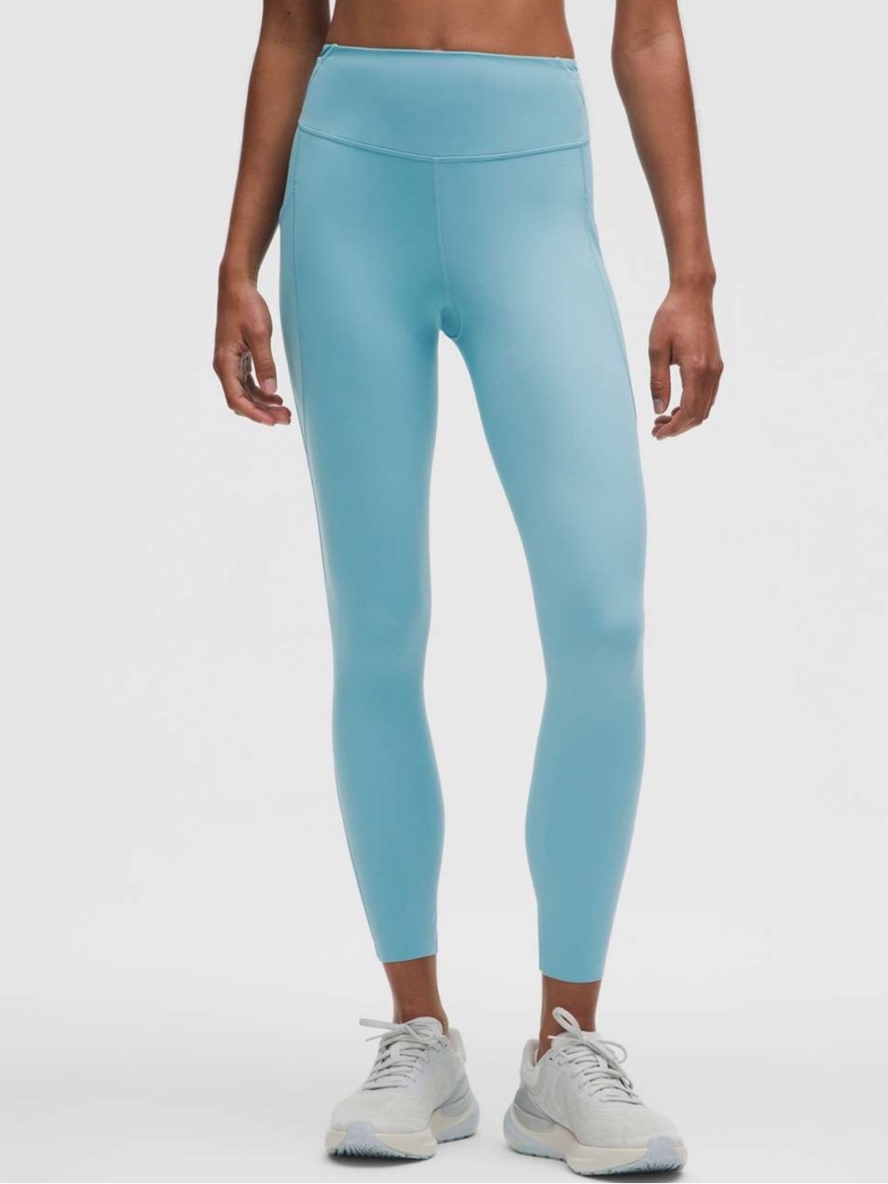 Lululemon Fast and Free High-Rise Tight
25" *5 Pocket Washed Blue size 4 run
